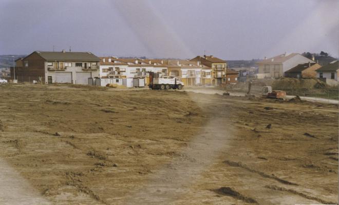 Obres de construcció de l'Institut Cirvianum al carrer Rosa Sensat