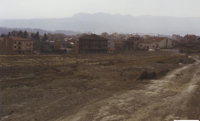 Obres de construcció de l'Institut Cirvianum al carrer Rosa Sensat