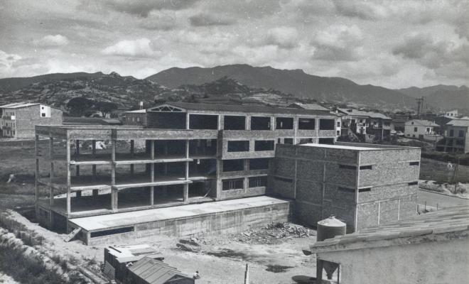 Construcció del Centre Cívic del Barri de Montserrat