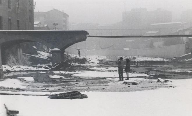 Enderroc de l'antic pont de Can Pujades