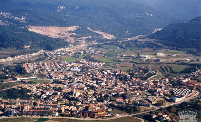 Vista general de Centelles, presa des del Puigsagordi
