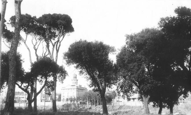 Plaça de les Alzines. Ca n'Altimira