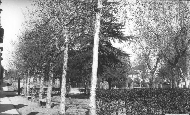 Pl. Enric Granados.