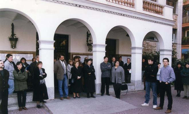 Minut de silenci pel trencament de pacte d'ETA