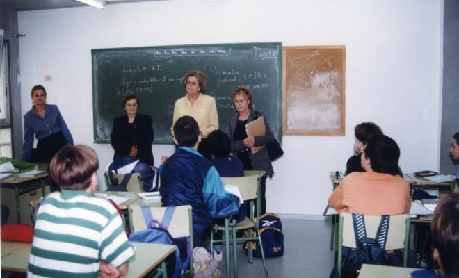 L'Alcaldessa visita l'Institut Banús