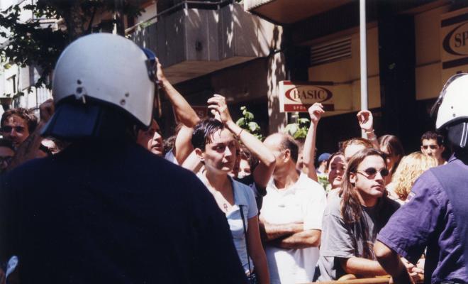 Protesta contra tala d'arbres Av. Catalunya