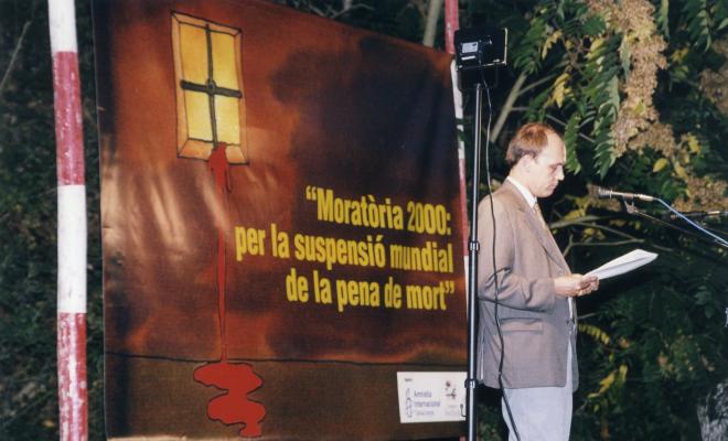 Acte amnistia internacional al cementeri de Collserola