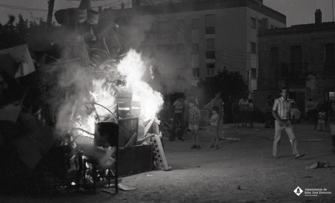 Focs de Sant joan. La Flama del Canigó