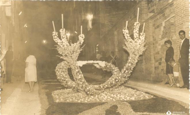 Catifes de flors. Altar banyes