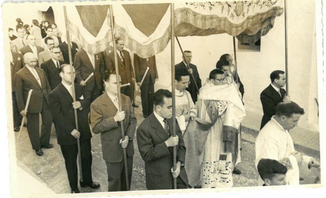 Catifes de flors. Processó