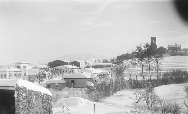 Vista del poble nevat