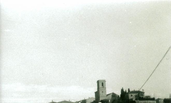 Carrer Joan XXIII amb vista de l'església