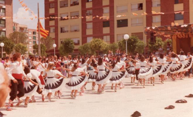 Ball de gitanes a les festes de Sant Joan de Montornès Nord