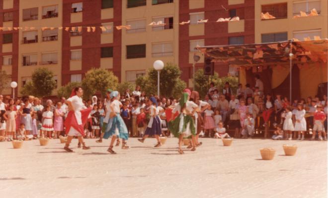 Ball de gitanes a les festes de Sant Joan de Montornès Nord