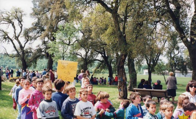 Concentració infantil i ofrena floral a l'Àlbula commemorativa del 150è aniversari del naixement de Verdaguer