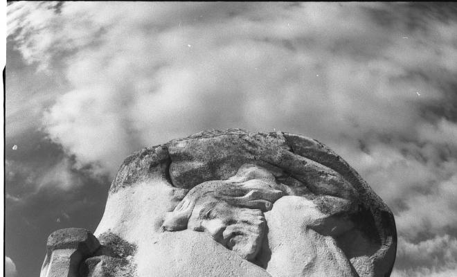 Monument a l'Atlàntida