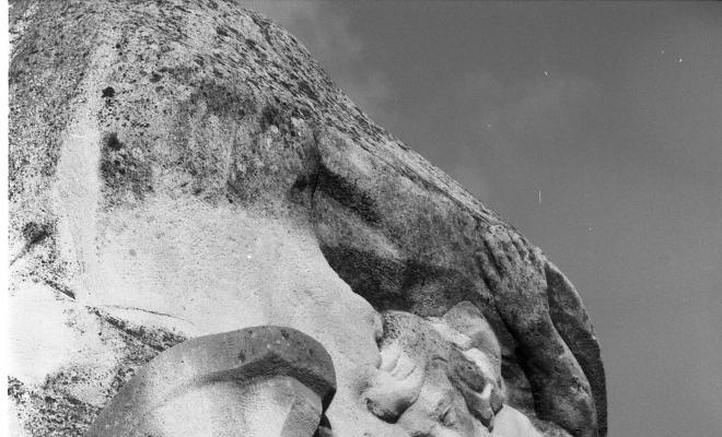 Monument a l'Atlàntida