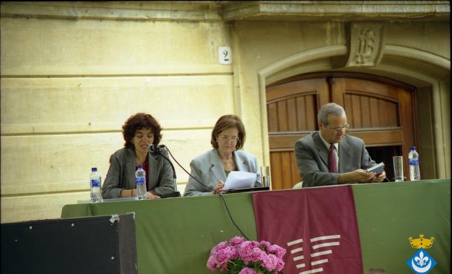 Parlaments institucionals de Festa Verdaguer a càrrec de Maria Mercè Miró que va editar Jovenívoles, Gil Orriols, alcalde de Folgueroles i Carme Torrents, directora de la casa museu Verdaguer