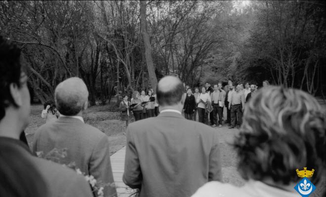 Inauguració de la signatura de la Font Trobada dins la Festa Verdaguer, obra de Perejaume. Parlament d'en PereJaume, artista, Gil Orriols, alcalde de Folgueroles