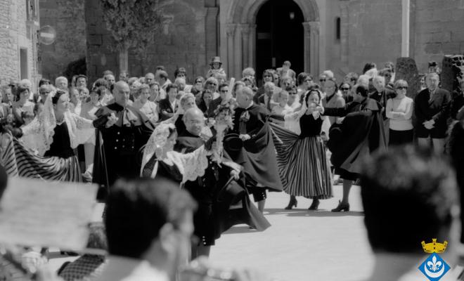 Ballets dins la Festa Verdaguer. Gil Orriols, alcalde de Folgueroles, Just Palma, regidor de Vic, Maria Homs, presidenta d'Amics de Verdaguer