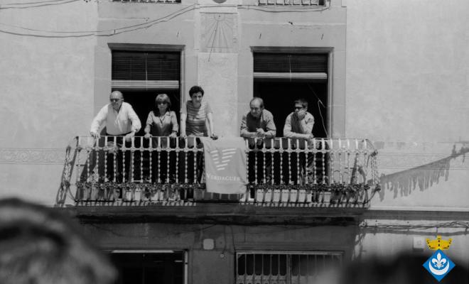 Mirant els ballets dins la Festa Verdaguer