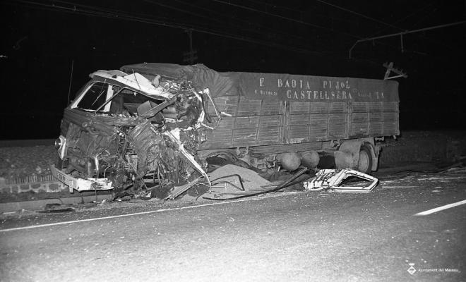 Accident de dos camions a la N-II