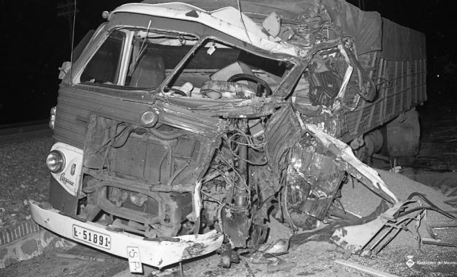 Accident de dos camions a la N-II