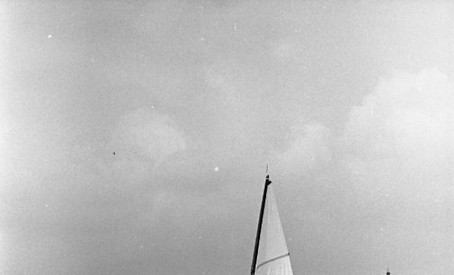 Regates de vela a la platja