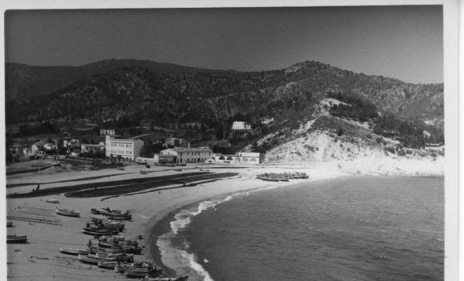 Perspectiva d'una platja de Tossa de Mar (la Selva)