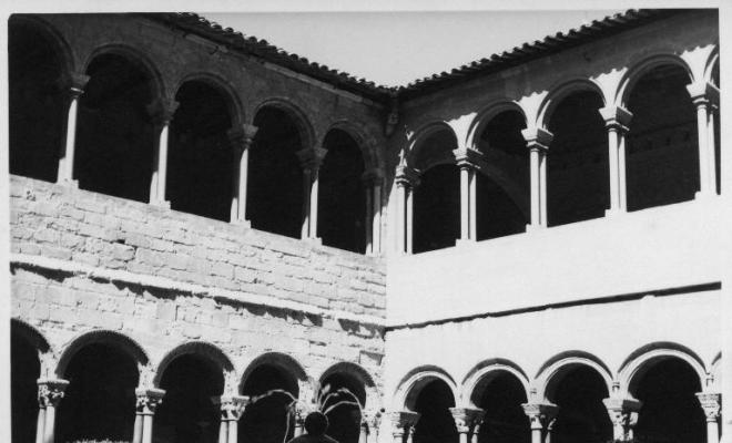 Font del claustre de Ripoll