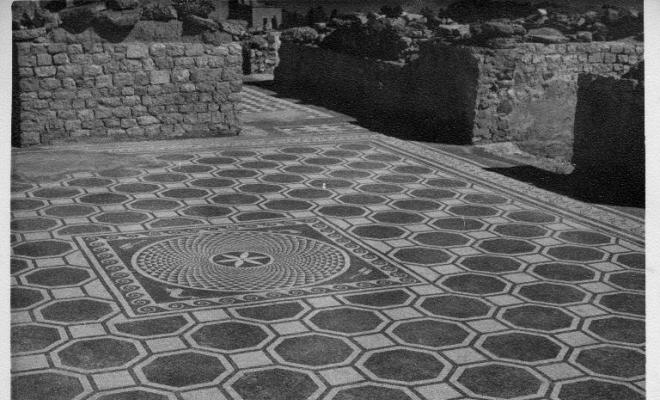 Mosaic d'un paviment de les ruïnes d'Empúries (Alt Empordà)