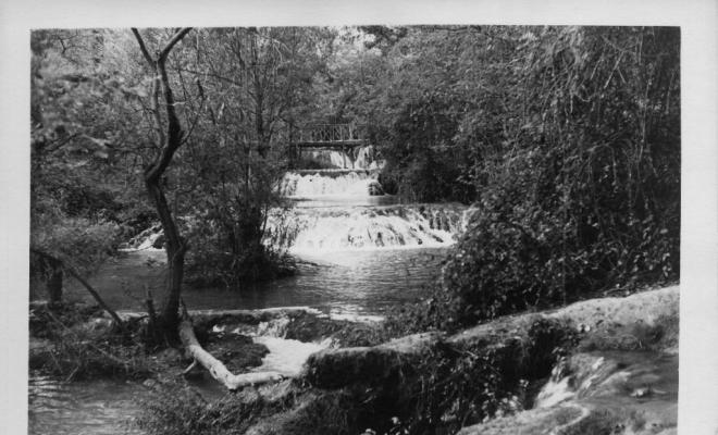 Riu i salts d'aigua al Monasterio de Piedra