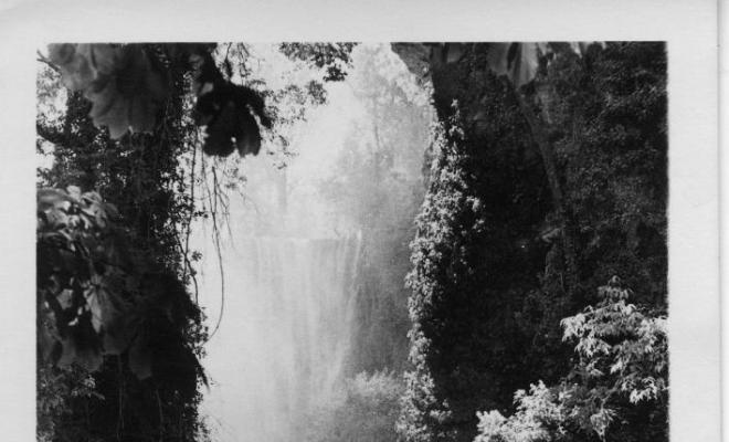 Salt d'aigua i estany al Monasterio de Piedra