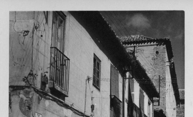 Ase i nen carregats en un carrer de Toledo