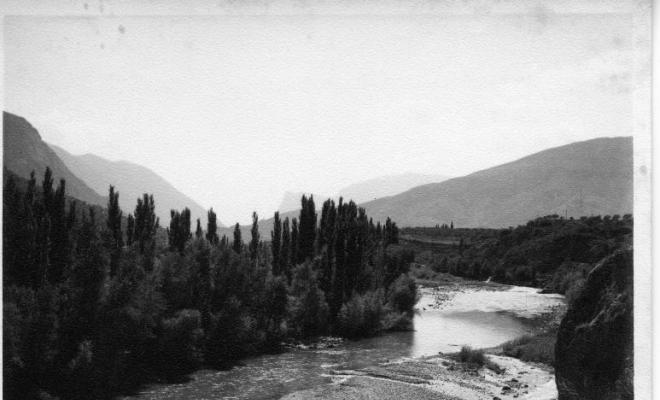 Riu Segre al seu pas per Organyà (Alt Urgell)