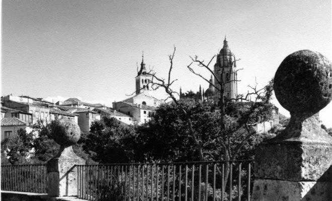 Perspectiva de Segovia des de un mirador
