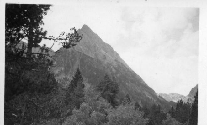 Riu Escrita camí de l'estany de Sant Maurici