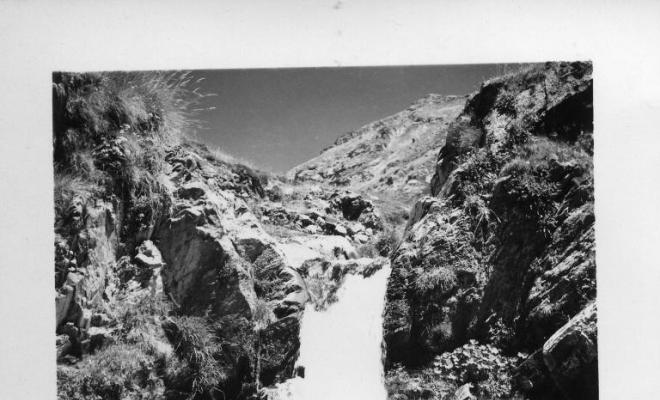 Salt d'aigua a la zona de Núria (Ripollès)