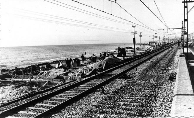 Obres del port a la platja