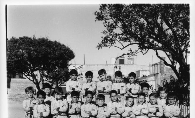 Retrat de grup d'alumnes de la Sagrada Família