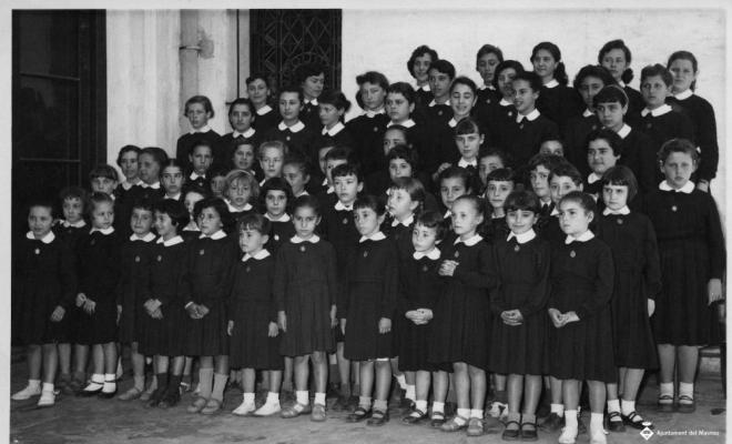 Retrat de grup d'alumnes de la Sagrada Família
