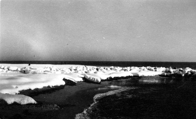 Platja del Masnou coberta de neu