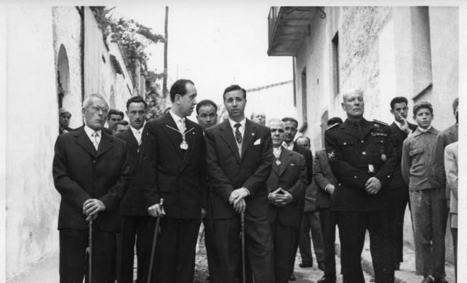 Autoritats locals participant a la processó de Corpus