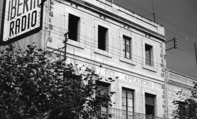 Façana de la Fonda del Apeadero