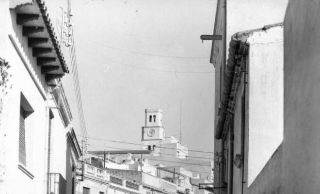 Carrer de Sant Francesc d'Assís vist des del carrer Gaudí