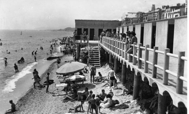 Platja des dels banys de Sant Pere