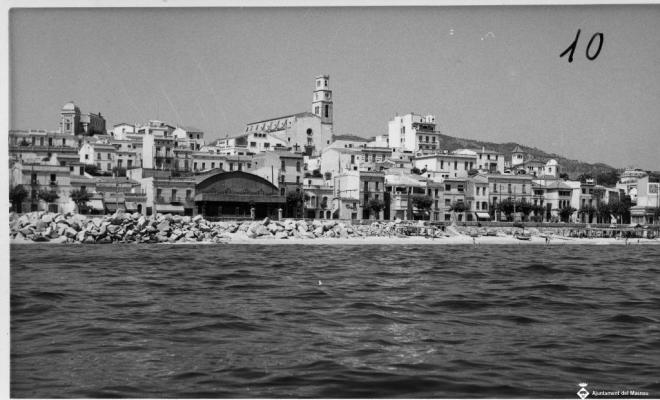 Façana marítima del Masnou des del mar