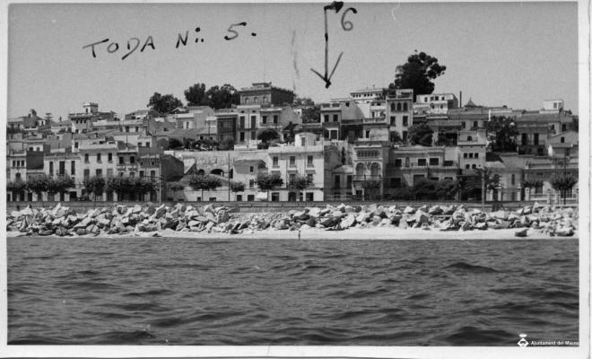 Façana marítima del Masnou des del mar
