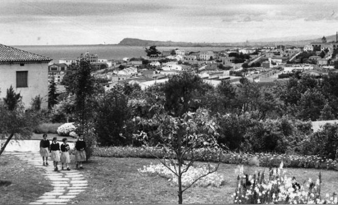 Panoràmica del Masnou des dels jardins de l'Alberg