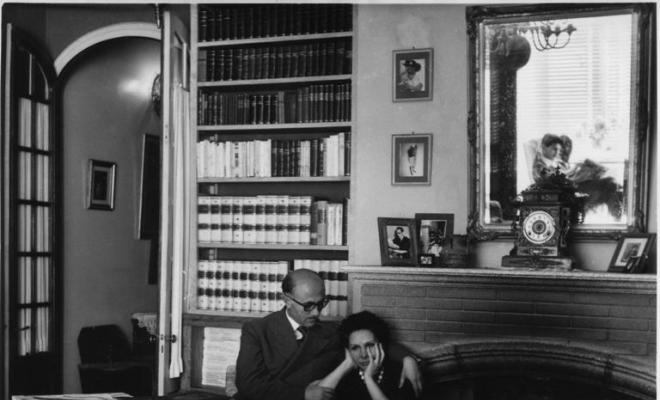 Retrat del doctor Lozano i dona a la sala d'estar